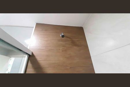 Apartamento à venda com 57m², 2 quartos e 1 vaga Apartamento à venda com 57m², 2 quartos e 1 vagaBanheiro Social