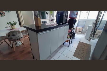 Apartamento à venda com 57m², 2 quartos e 1 vaga Apartamento à venda com 57m², 2 quartos e 1 vagaCozinha