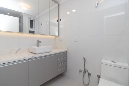 Apartamento à venda com 106m², 3 quartos e 1 vagaBanheiro da Suíte