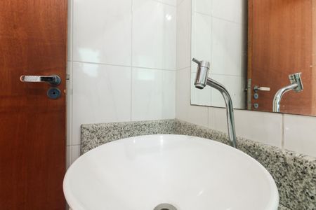 Casa para alugar com 250m², 3 quartos e 3 vagasBanheiro 