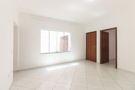 Casa para alugar com 250m², 3 quartos e 3 vagasSala 