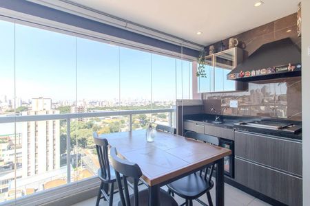 Apartamento à venda com 82m², 3 quartos e 2 vagas Apartamento à venda com 82m², 3 quartos e 2 vagasVaranda gourmet