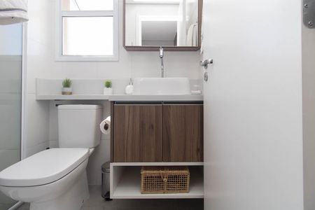 Apartamento à venda com 82m², 3 quartos e 2 vagas Apartamento à venda com 82m², 3 quartos e 2 vagasBanheiro da Suíte