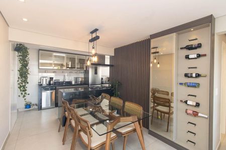 Apartamento à venda com 82m², 3 quartos e 2 vagas Apartamento à venda com 82m², 3 quartos e 2 vagasSala