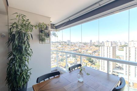 Apartamento à venda com 82m², 3 quartos e 2 vagas Apartamento à venda com 82m², 3 quartos e 2 vagasVaranda gourmet