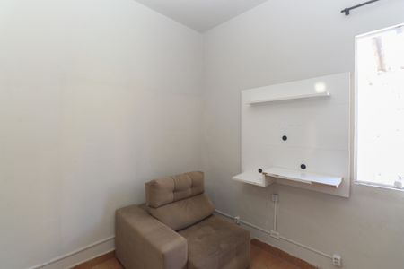 Casa para alugar com 37m², 1 quarto e sem vaga Casa para alugar com 37m², 1 quarto e sem vagaSala