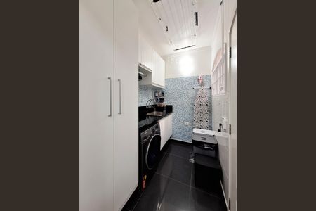 Casa à venda com 160m², 3 quartos e 2 vagas Casa à venda com 160m², 3 quartos e 2 vagasÁrea de Serviço