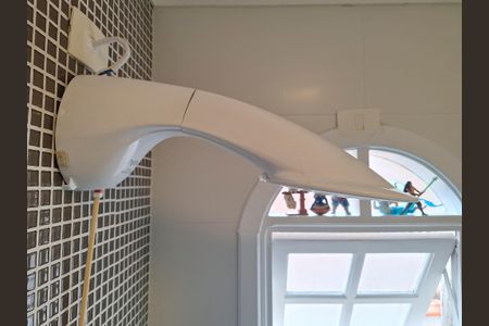 Casa à venda com 160m², 3 quartos e 2 vagas Casa à venda com 160m², 3 quartos e 2 vagasv