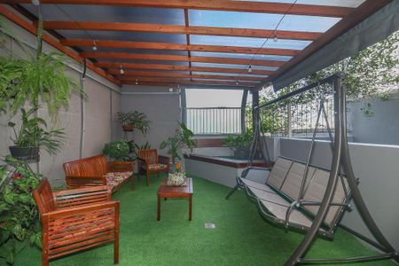 Apartamento à venda com 62m², 2 quartos e 1 vagaÁrea comum