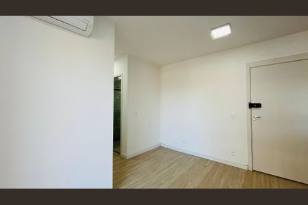 Sala de apartamento para alugar com 2 quartos, 80m² em Conceicao, Campinas