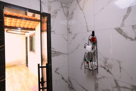 Casa para alugar com 195m², 5 quartos e 2 vagasBanheiro 1