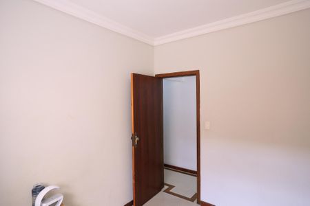 Casa para alugar com 195m², 5 quartos e 2 vagasQuarto