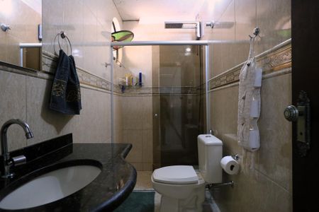 Casa para alugar com 195m², 5 quartos e 2 vagasBanheiro