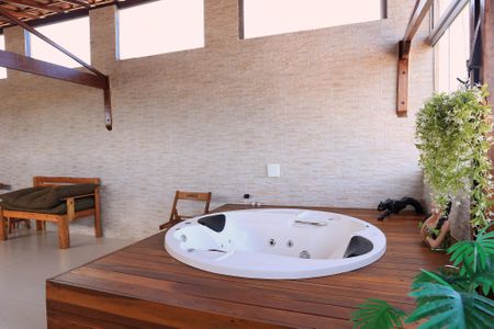 Casa para alugar com 195m², 5 quartos e 2 vagasTerraço