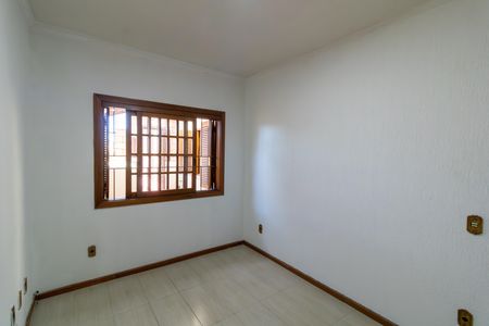 Casa à venda com 300m², 4 quartos e 3 vagas Casa à venda com 300m², 4 quartos e 3 vagasQuarto