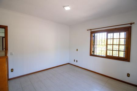 Casa à venda com 300m², 4 quartos e 3 vagas Casa à venda com 300m², 4 quartos e 3 vagasSuíte 2