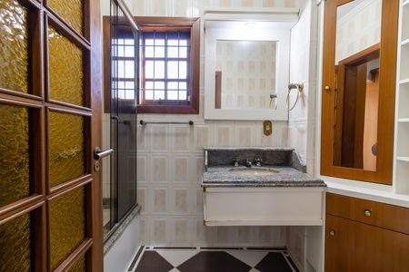 Casa à venda com 300m², 4 quartos e 3 vagas Casa à venda com 300m², 4 quartos e 3 vagasBanheiro da Suíte 2