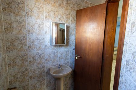 Casa à venda com 300m², 4 quartos e 3 vagas Casa à venda com 300m², 4 quartos e 3 vagasBanheiro da Garagem