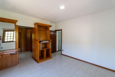 Casa à venda com 300m², 4 quartos e 3 vagas Casa à venda com 300m², 4 quartos e 3 vagasSuíte 2