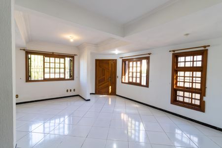 Casa à venda com 4 quartos, 300m² em Teresópolis, Porto Alegre