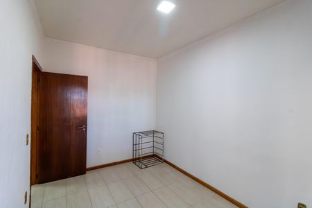 Casa à venda com 300m², 4 quartos e 3 vagas Casa à venda com 300m², 4 quartos e 3 vagasQuarto