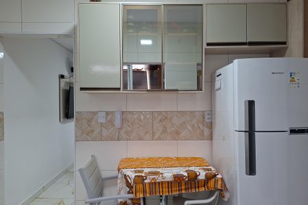 Casa de condomínio para alugar com 55m², 2 quartos e 1 vagaCozinha 