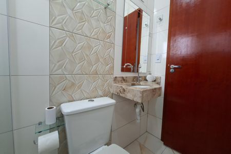 Casa de condomínio para alugar com 55m², 2 quartos e 1 vagaBanheiro 