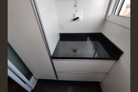 Apartamento à venda com 70m², 2 quartos e 1 vagaÁrea de Serviço