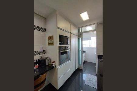 Apartamento à venda com 70m², 2 quartos e 1 vagaCozinha - Armários