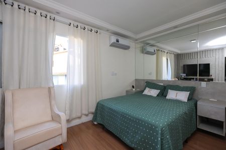 Casa de condomínio para alugar com 296m², 3 quartos e 4 vagas Casa de condomínio para alugar com 296m², 3 quartos e 4 vagasSuíte 1