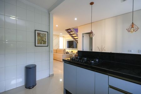 Casa de condomínio para alugar com 296m², 3 quartos e 4 vagas Casa de condomínio para alugar com 296m², 3 quartos e 4 vagasCozinha