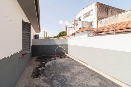 Casa à venda com 117m², 2 quartos e 2 vagas Casa à venda com 117m², 2 quartos e 2 vagasÁrea externa