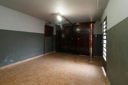 Casa à venda com 117m², 2 quartos e 2 vagas Casa à venda com 117m², 2 quartos e 2 vagasÁrea de Serviço e garagem