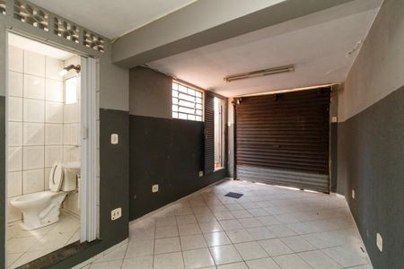 Casa à venda com 117m², 2 quartos e 2 vagas Casa à venda com 117m², 2 quartos e 2 vagasGaragem