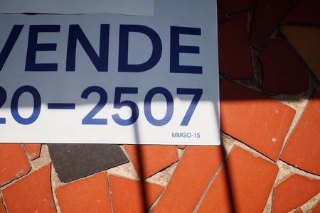 Casa à venda com 117m², 2 quartos e 1 vaga Casa à venda com 117m², 2 quartos e 1 vagaPlaquinha