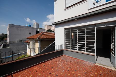 Casa à venda com 117m², 2 quartos e 1 vaga Casa à venda com 117m², 2 quartos e 1 vagaVaranda