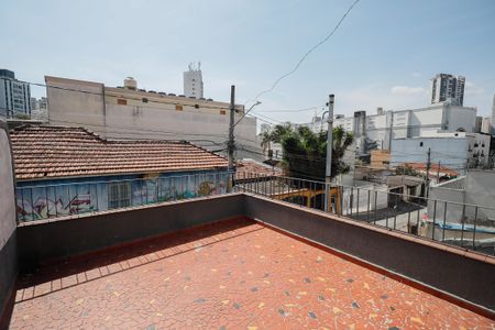 Casa à venda com 117m², 2 quartos e 1 vaga Casa à venda com 117m², 2 quartos e 1 vagaVaranda
