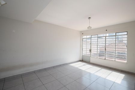 Casa à venda com 117m², 2 quartos e 1 vaga Casa à venda com 117m², 2 quartos e 1 vagaSala