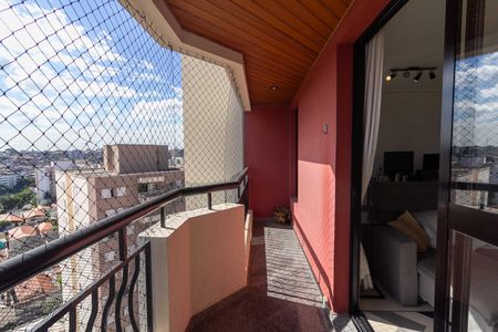 Apartamento à venda com 100m², 3 quartos e 2 vagasVaranda