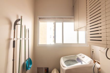 Apartamento à venda com 60m², 2 quartos e 1 vagaÁrea de Serviço 