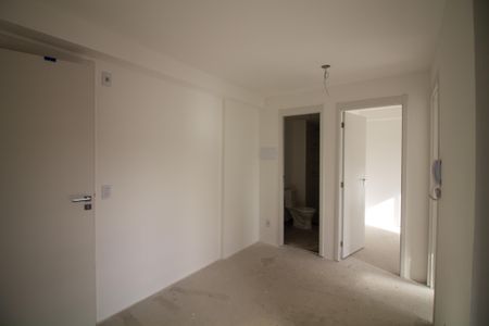 Sala de apartamento à venda com 2 quartos, 33m² em Jardim Aeroporto, São Paulo