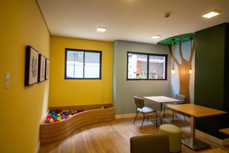 Apartamento à venda com 33m², 2 quartos e sem vagaÁrea comum - Brinquedoteca