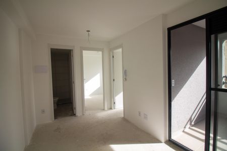 Sala de apartamento à venda com 2 quartos, 33m² em Jardim Aeroporto, São Paulo