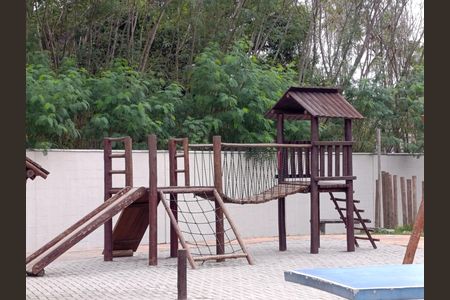 Apartamento para alugar com 48m², 2 quartos e 1 vaga Apartamento para alugar com 48m², 2 quartos e 1 vagaÁrea comum - Playground