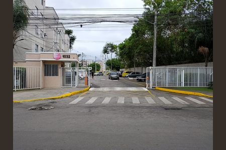 Apartamento para alugar com 48m², 2 quartos e 1 vaga Apartamento para alugar com 48m², 2 quartos e 1 vagaFachada