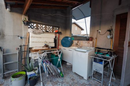 Casa de condomínio para alugar com 200m², 4 quartos e 1 vaga Casa de condomínio para alugar com 200m², 4 quartos e 1 vagaÁrea de Serviço