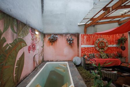 Casa de condomínio para alugar com 200m², 4 quartos e 1 vaga Casa de condomínio para alugar com 200m², 4 quartos e 1 vagaQuintal / Área Gourmet