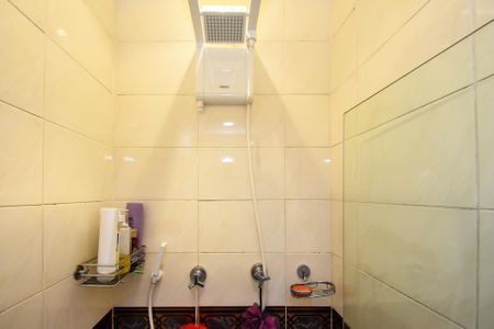 Apartamento à venda com 75m², 2 quartos e 1 vagabanheiro corredor