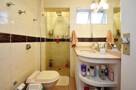Apartamento à venda com 75m², 2 quartos e 1 vagabanheiro corredor