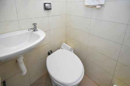 Apartamento à venda com 75m², 2 quartos e 1 vagabanheiro de serviço